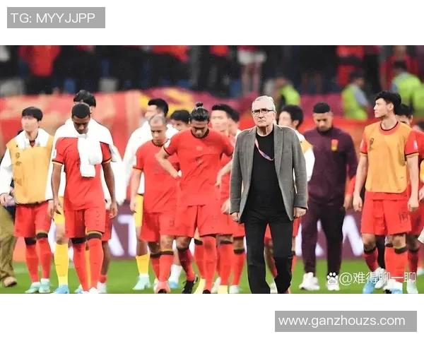 打败国足的足球明星们：他们如何在绿茵场上创造辉煌成就