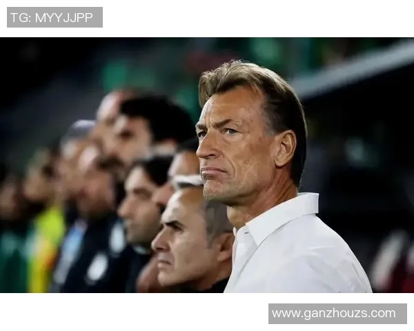 揭开足球明星的神秘面纱探索他们背后的故事与成就